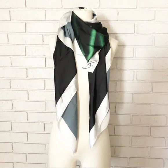 Victoria Beckham Target Women's Calla‎ Lily Black Scarf